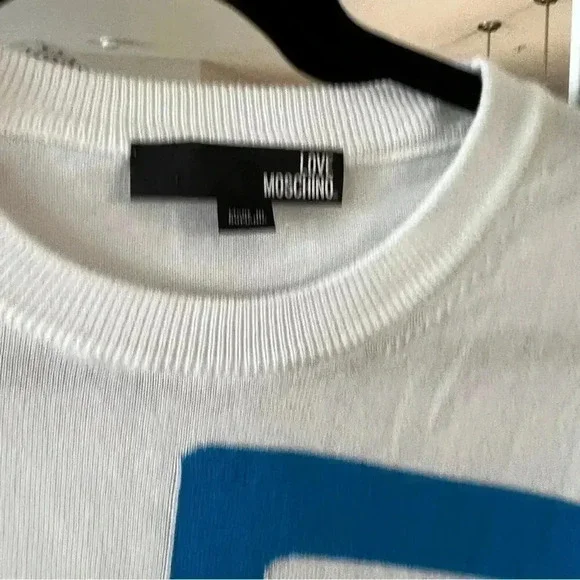 Love Moschino big love logo oversized jumper in white - Picture 6 of 9